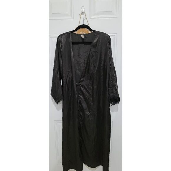 Flora Nikrooz Stella Black Satin Robe size XL - Picture 1 of 10